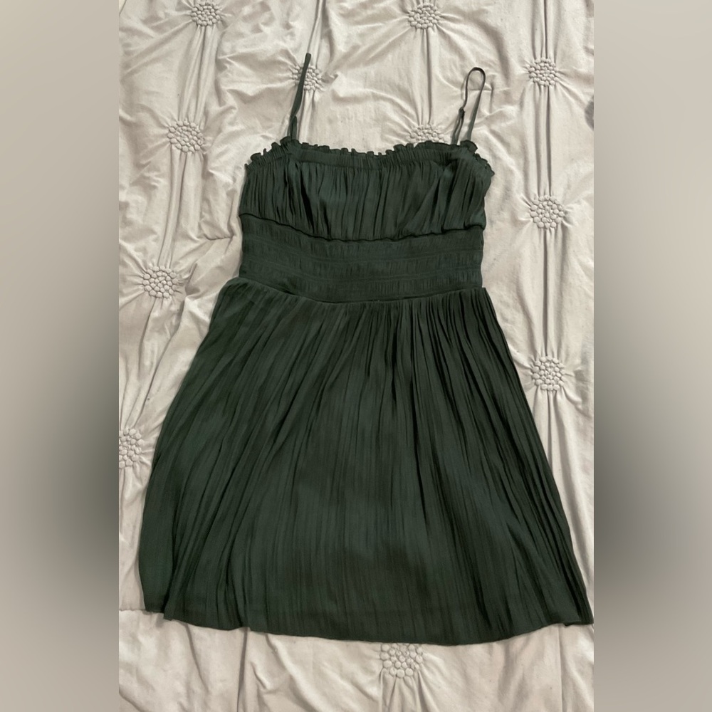 NEW WITH TAGS FREE PEOPLLE Elegant Green Dress